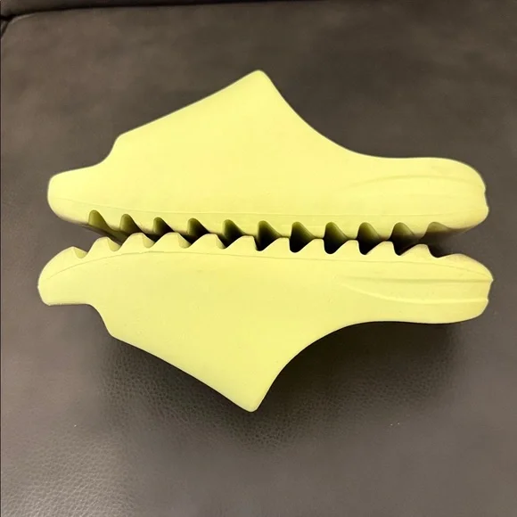 Yeezy Slides in Neon Lime - Picture 2 of 5